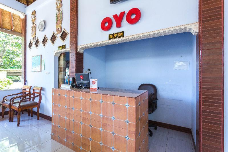 Oyo 1895 Lamancha Homestay Kuta  Экстерьер фото